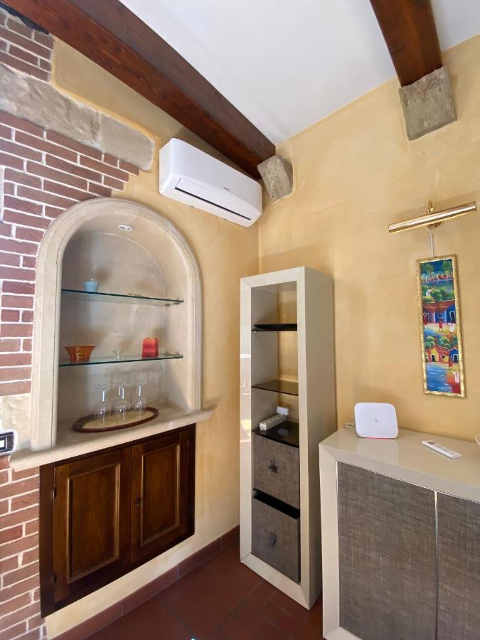 Casa Chiara, Roof Terrace, 100M To The Historical Center Apartment Lecce Exterior photo