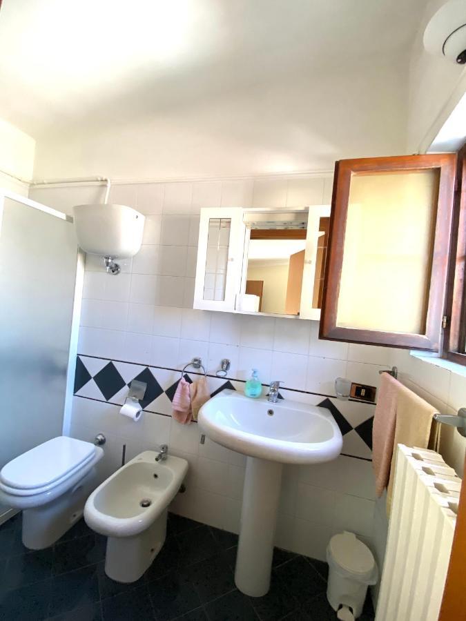 Casa Chiara, Roof Terrace, 100M To The Historical Center Apartment Lecce Exterior photo