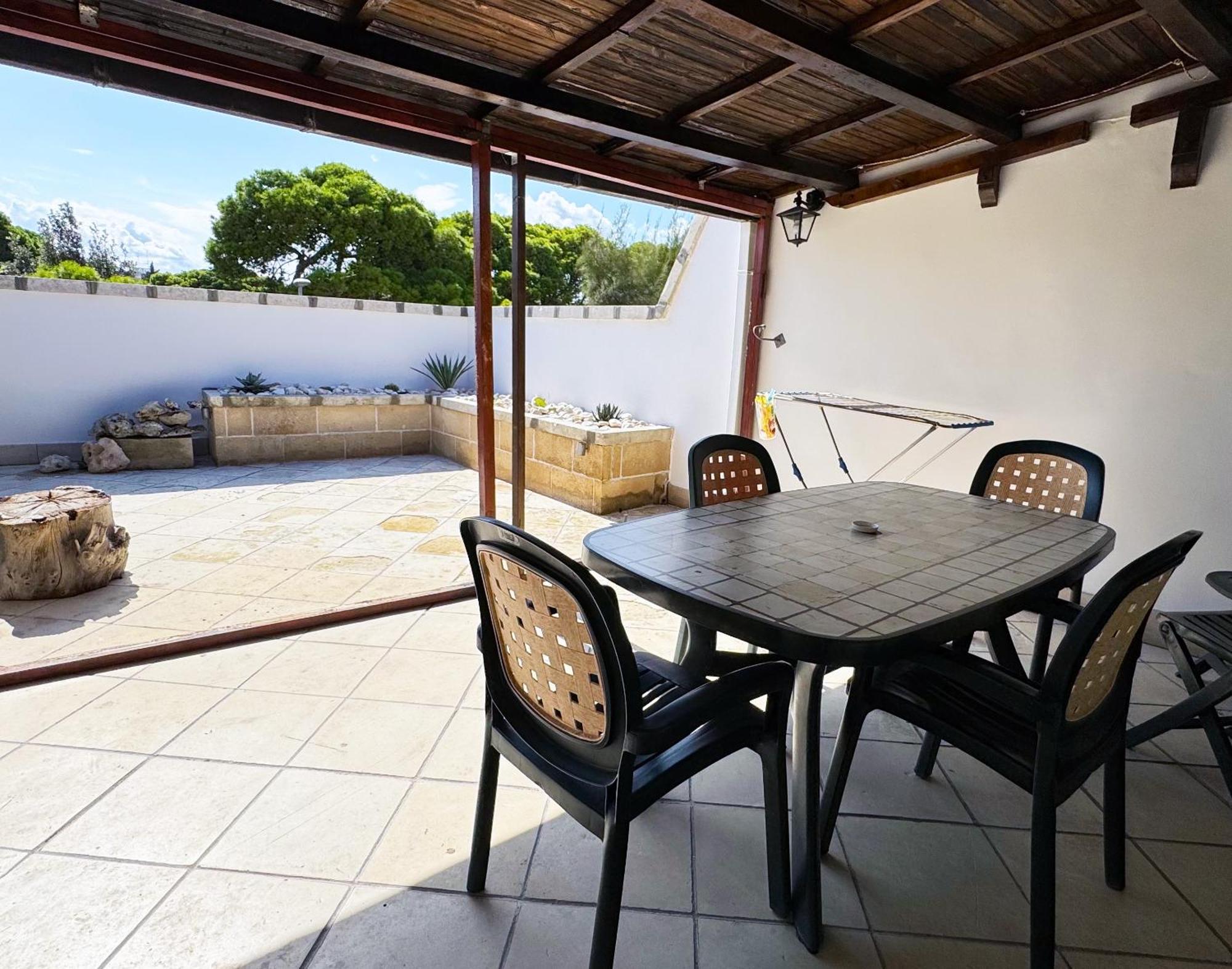 Casa Chiara, Roof Terrace, 100M To The Historical Center Apartment Lecce Exterior photo